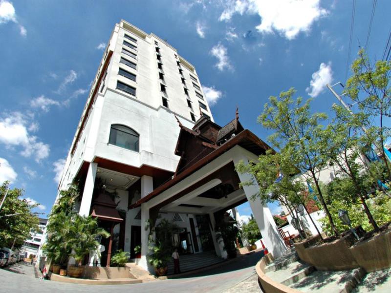 the park hotel chiang mai