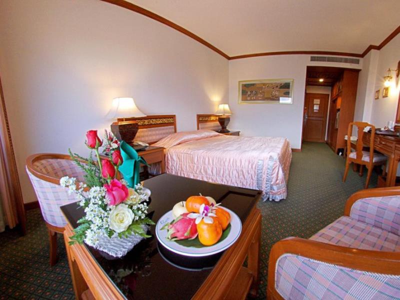 the park hotel chiang mai