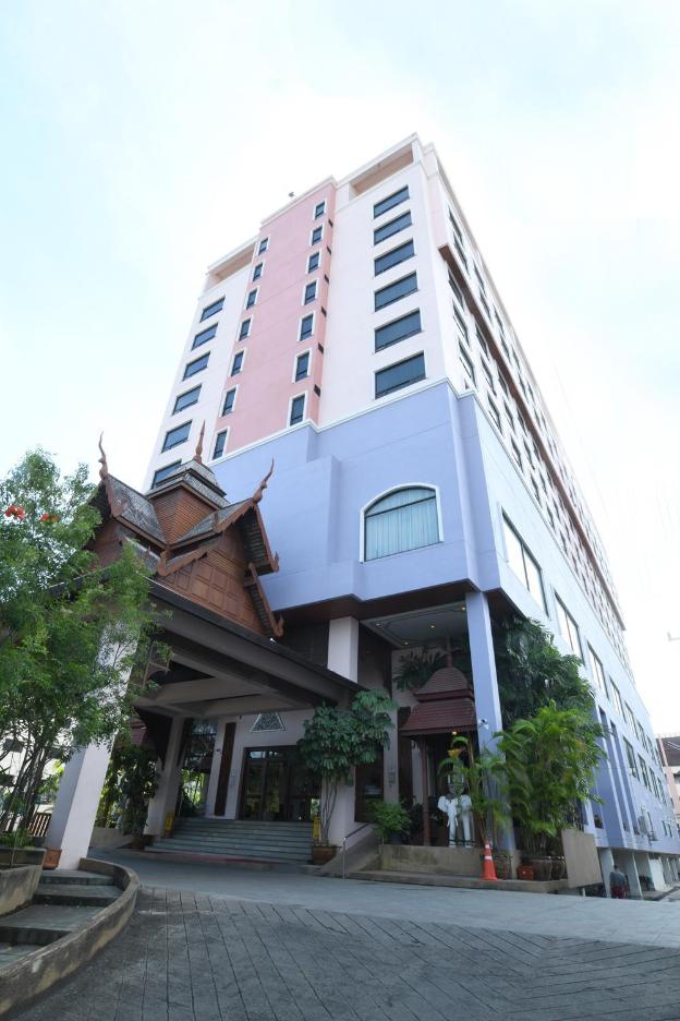 the park hotel chiang mai