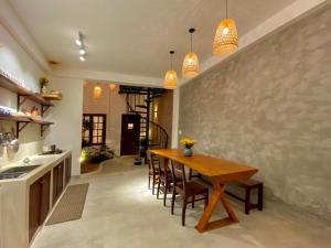 hoian okra hostel