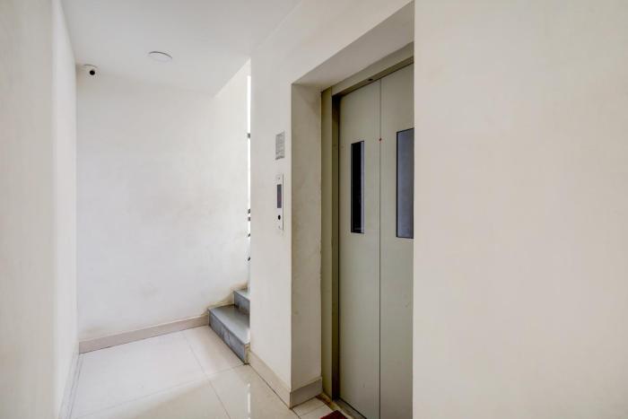 hotel o oragadam industrial estates chennai formerly ssm rooms