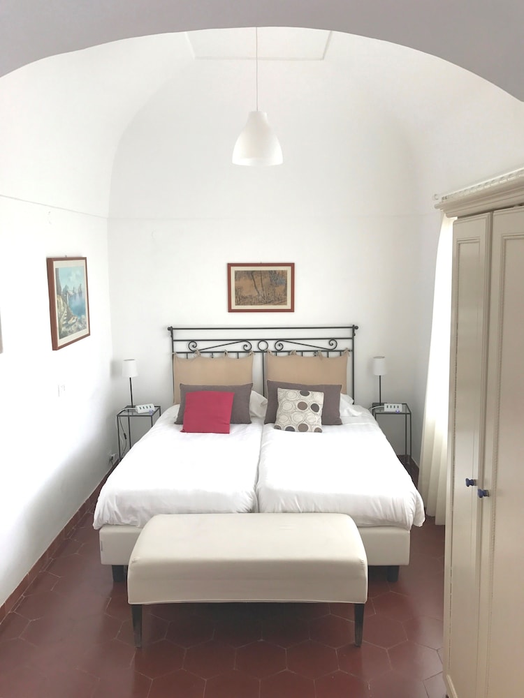 hotel la reginella
