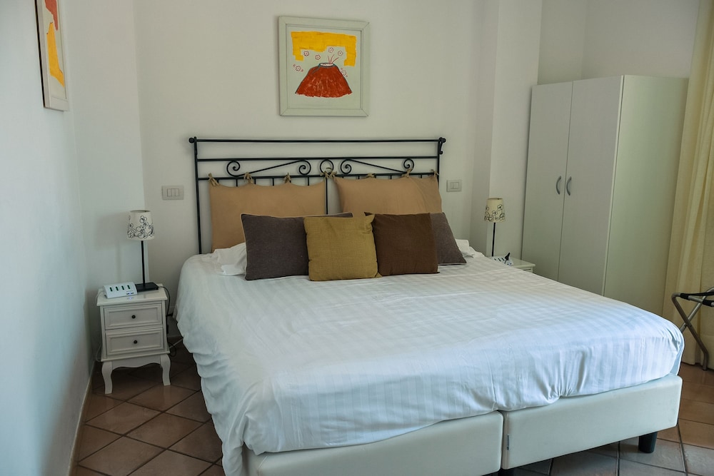 hotel la reginella