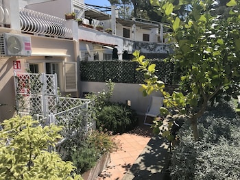 hotel la reginella