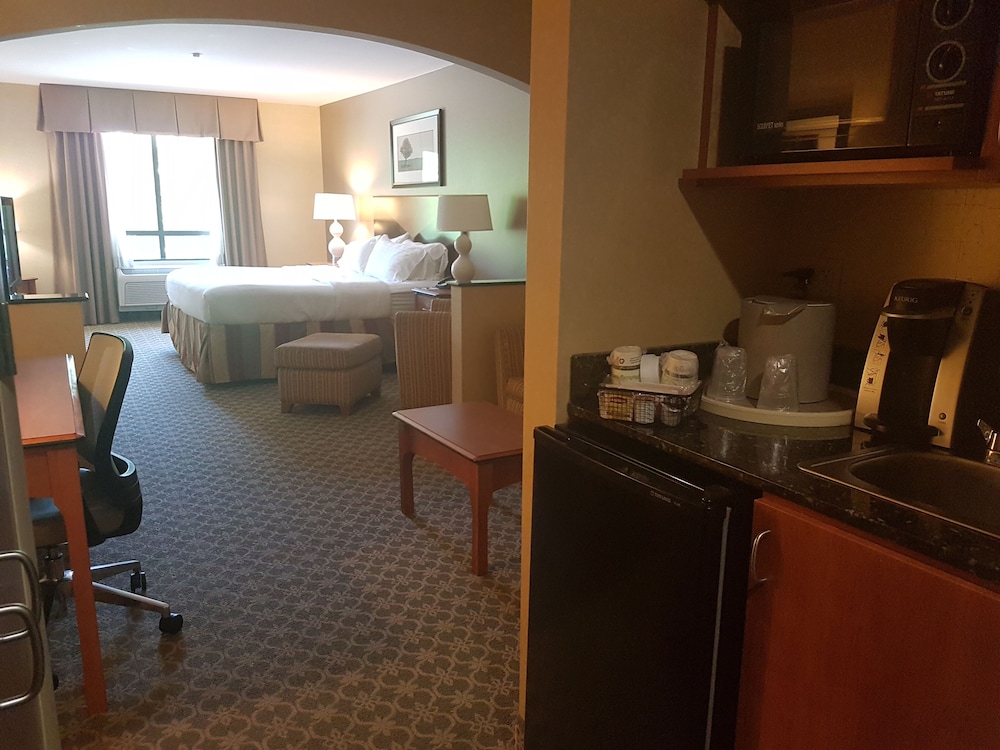 holiday inn carbondale conference center by ihg
