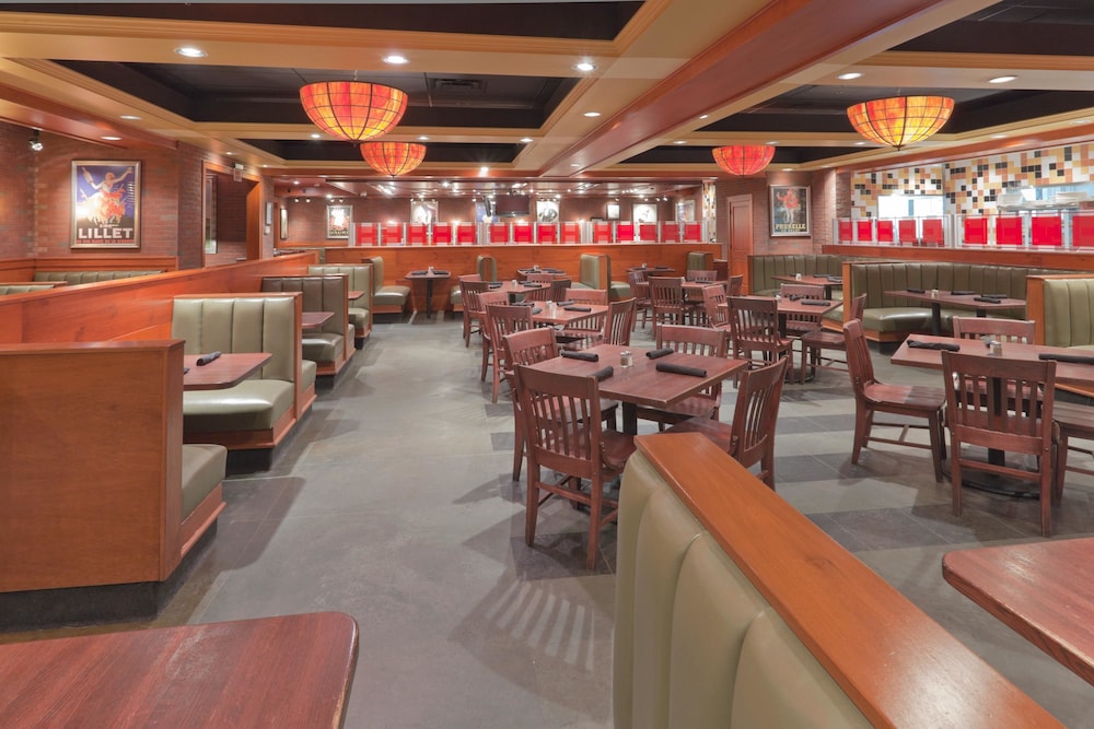 holiday inn carbondale conference center by ihg