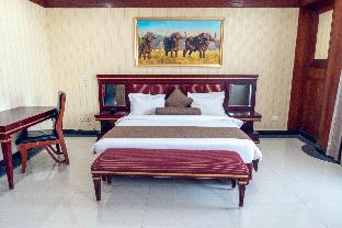 Peacock Hotel,Kariakoo Market>>Dar Es Salaam,3 star