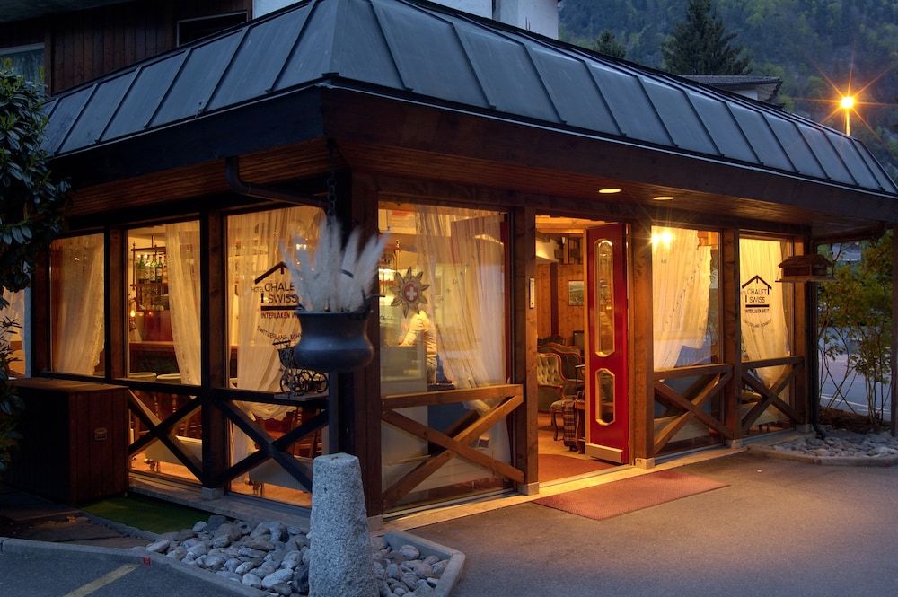 hotel chalet swiss