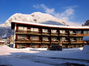 hotel chalet swiss