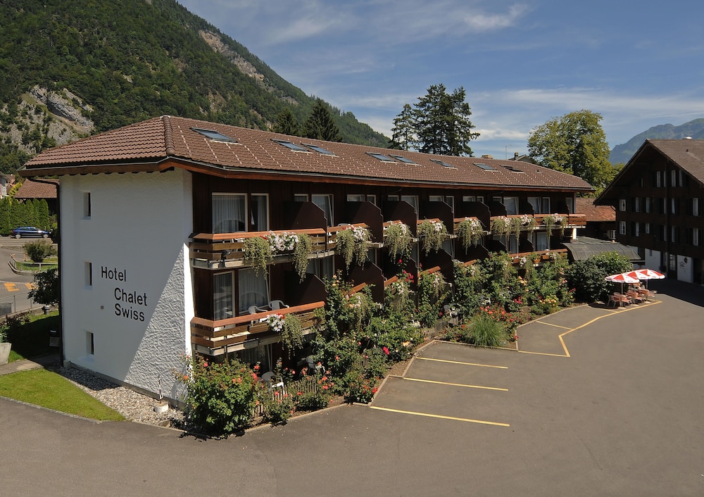 hotel chalet swiss