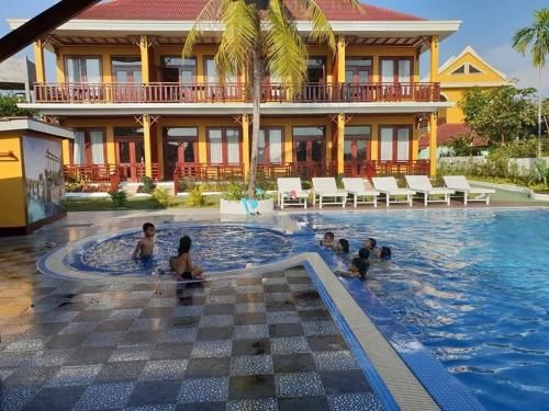golden hotel dondet