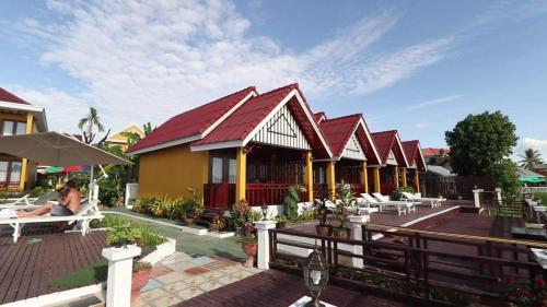 golden hotel dondet