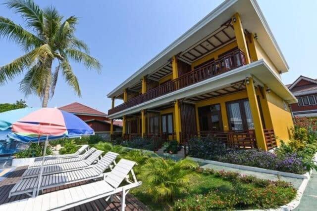 golden hotel dondet