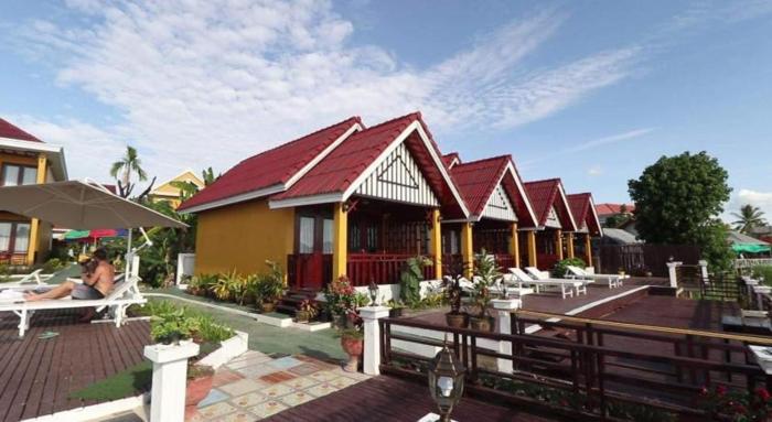 golden hotel dondet