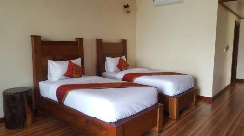 golden hotel dondet
