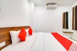 Hotel Apple,India>>Indore,2 star