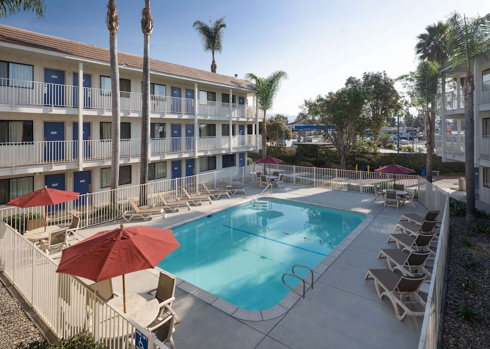 motel 6 carpinteria ca santa barbara north
