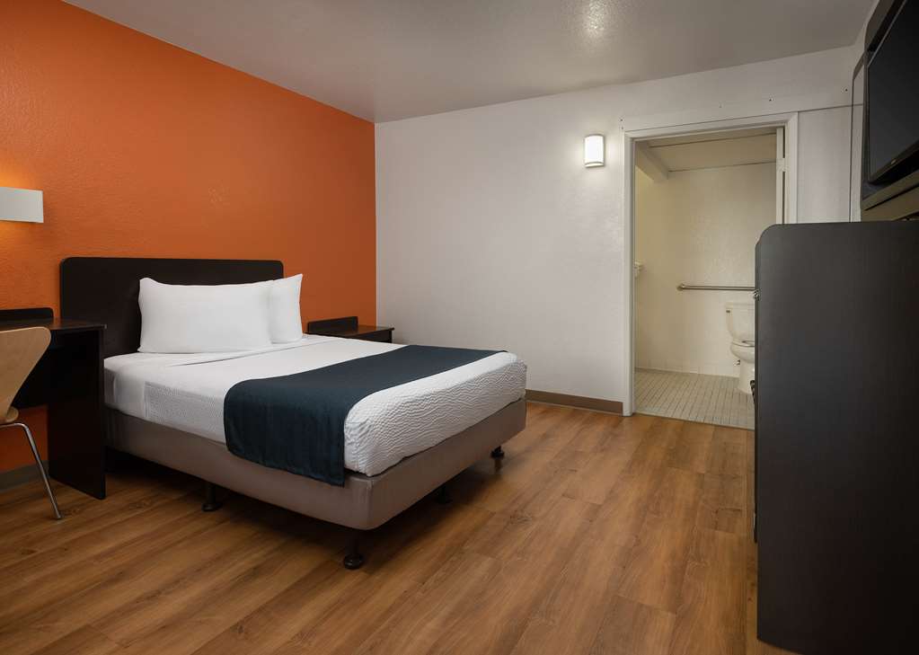 motel 6 santa barbara carpinteria north