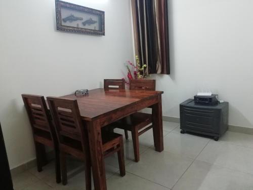 the raveesh 2 bhk serviced apartment