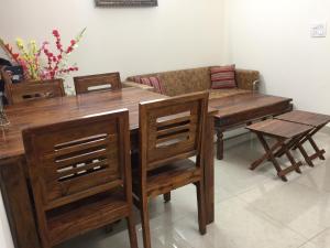 the raveesh 2 bhk serviced apartment