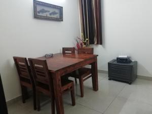 the raveesh 2 bhk serviced apartment