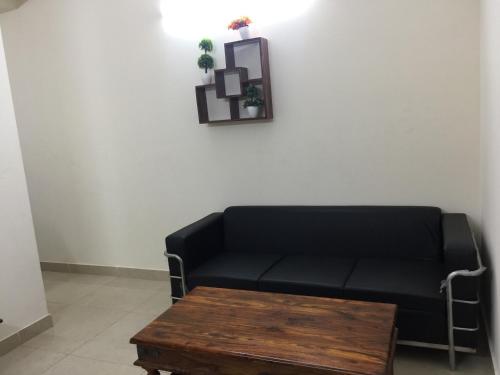 the raveesh 2 bhk serviced apartment