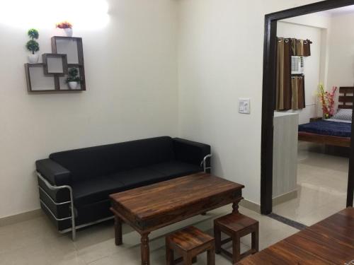 the raveesh 2 bhk serviced apartment