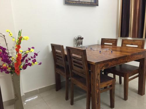 the raveesh 2 bhk serviced apartment