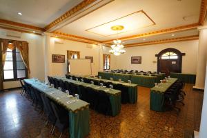 tlogo resort and goa rong view ungaran