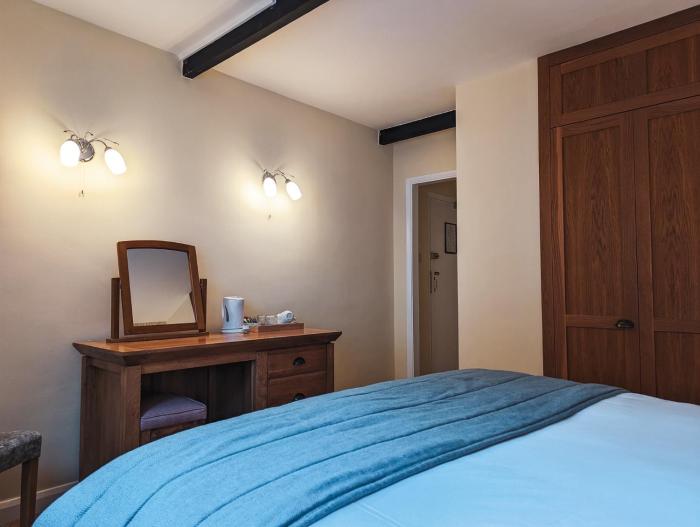 three salmons hotel