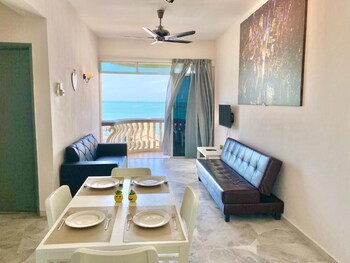 Maison Seaview Suites Port Dickson,,3 star