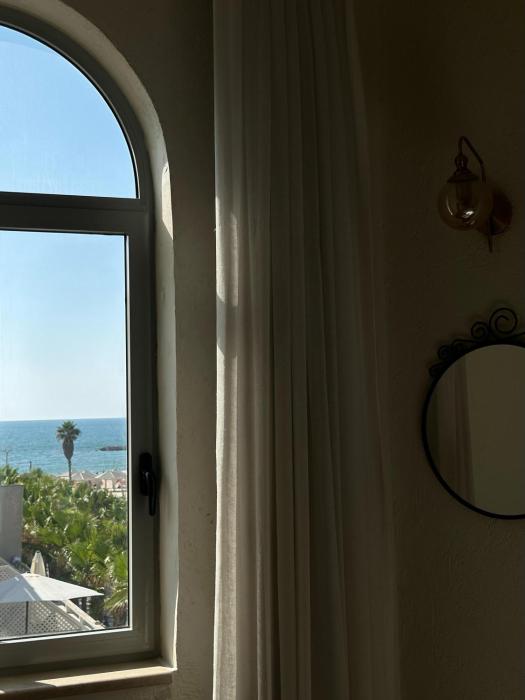 the bell boutique hotel