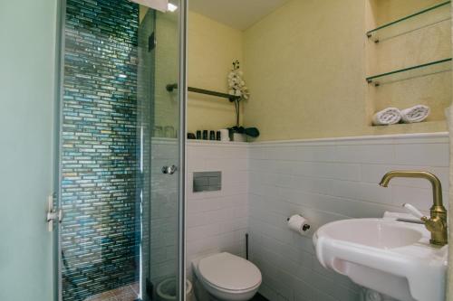 the bell boutique hotel