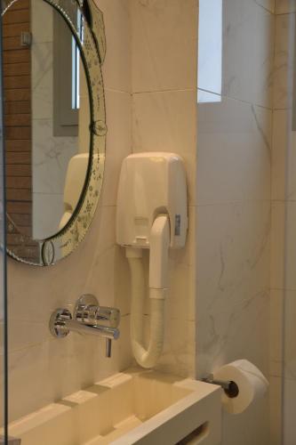 the bell boutique hotel