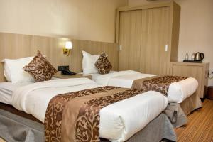 plaza inn olaya hotel