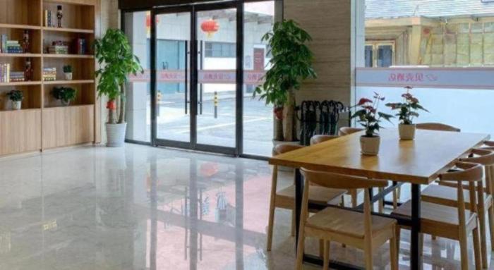 shell hotel shnaghai beiqiao metro station