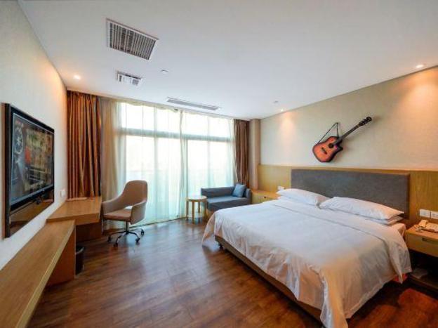 vienna classic hotel shanghai fengxian jinhaihu metro station