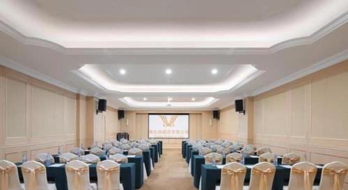 vienna hotel shanghai hongqiao hub national exhibition center huqingping road