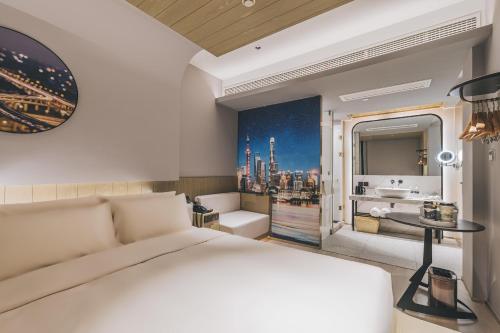 atour light hotel shanghai bund east nanjing road
