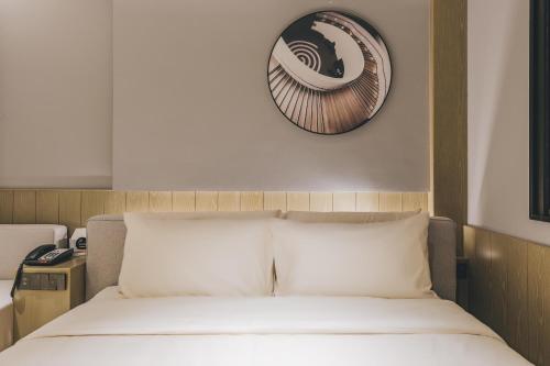 atour light hotel shanghai bund east nanjing road