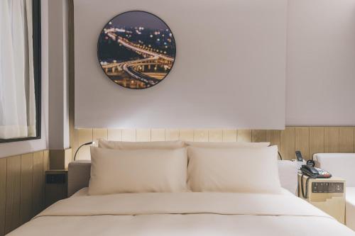 atour light hotel shanghai bund east nanjing road