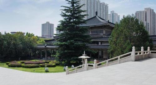 atour hotel xian xiaozhainan qujiang convention and exhibition center