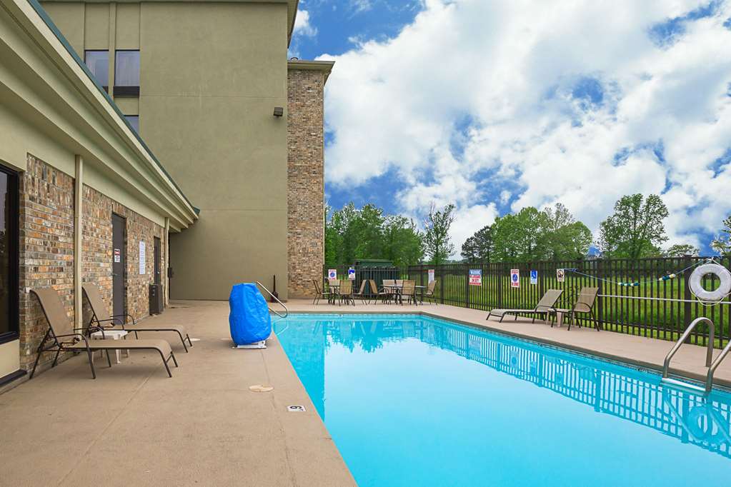 super 8 by wyndham alexandria la