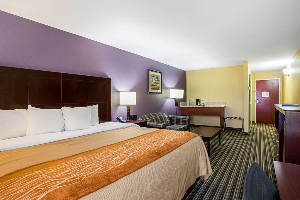 super 8 by wyndham alexandria la