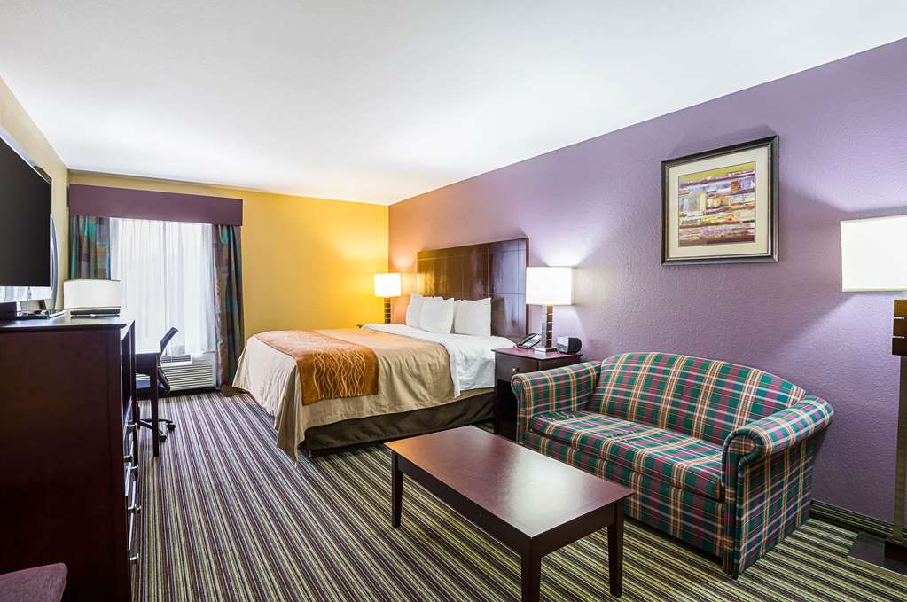 super 8 by wyndham alexandria la