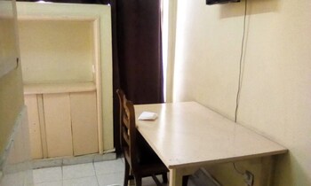 Pekers Lodge,,2.5 star