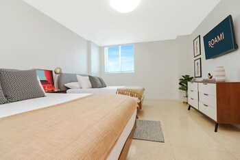 roami at the current