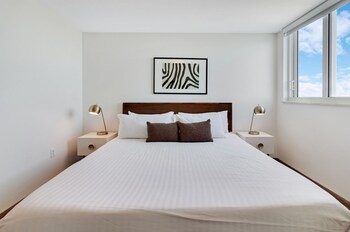 roami at the current