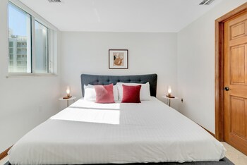 roami at the current