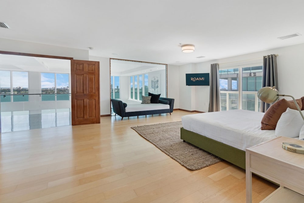 roami at the current